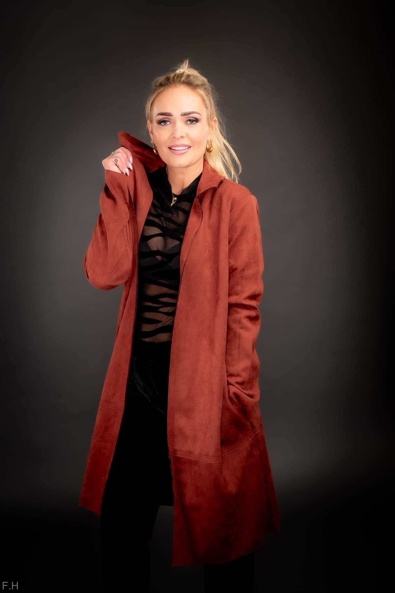  Velvet kápa