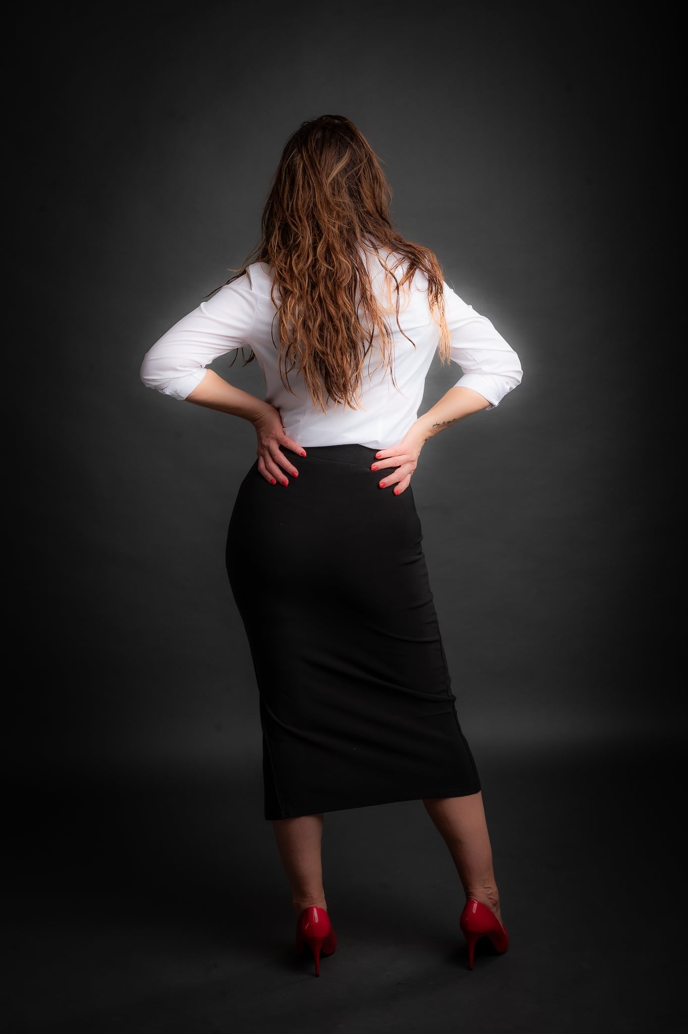 Annie Penzil Skirt w/front slit 1881