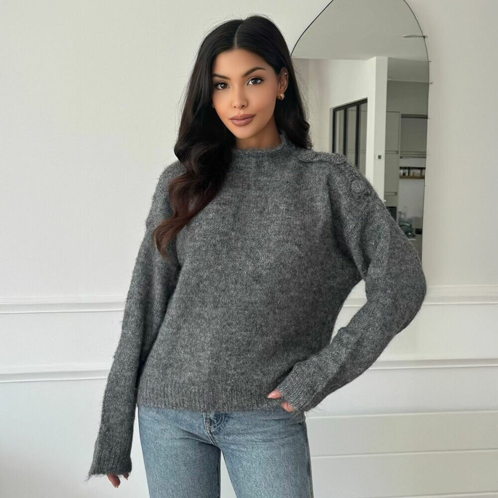 Haley peysa Grey m/hnöppum
