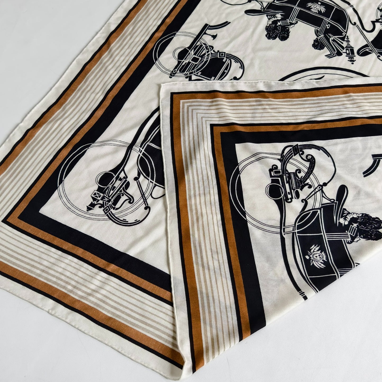 Royal Horse Scarf Beige/Black