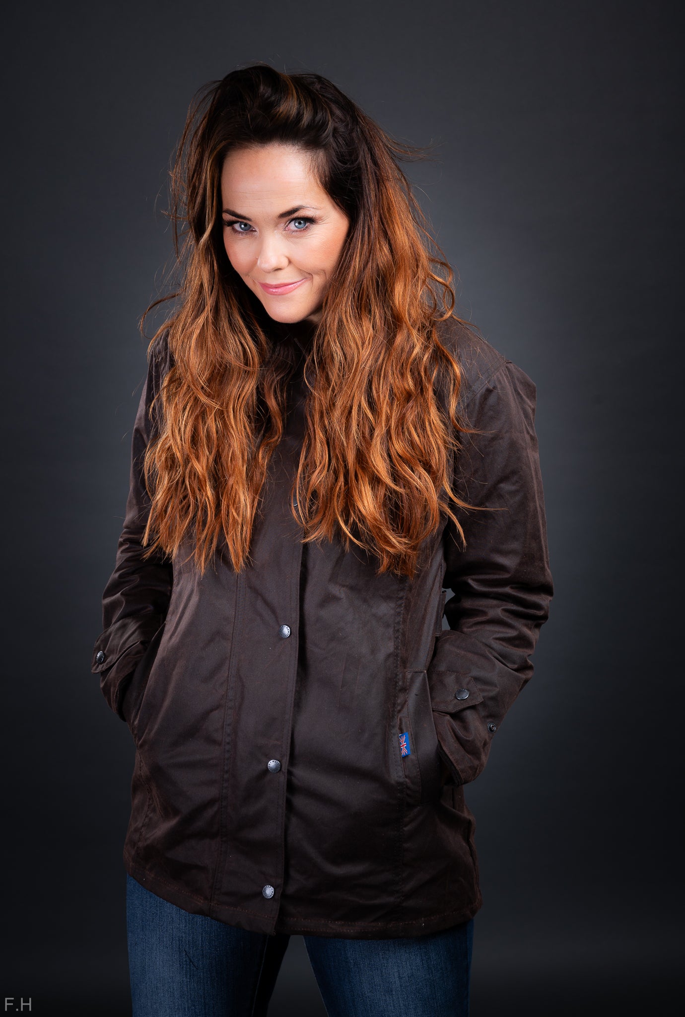 Wax Jakki Victoria Brown. Walker and Hawkes Jacket Color
