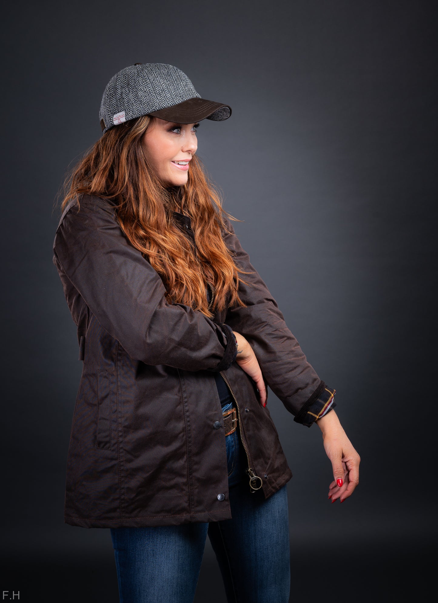 Wax Jakki Victoria Brown. Walker and Hawkes Jacket Color