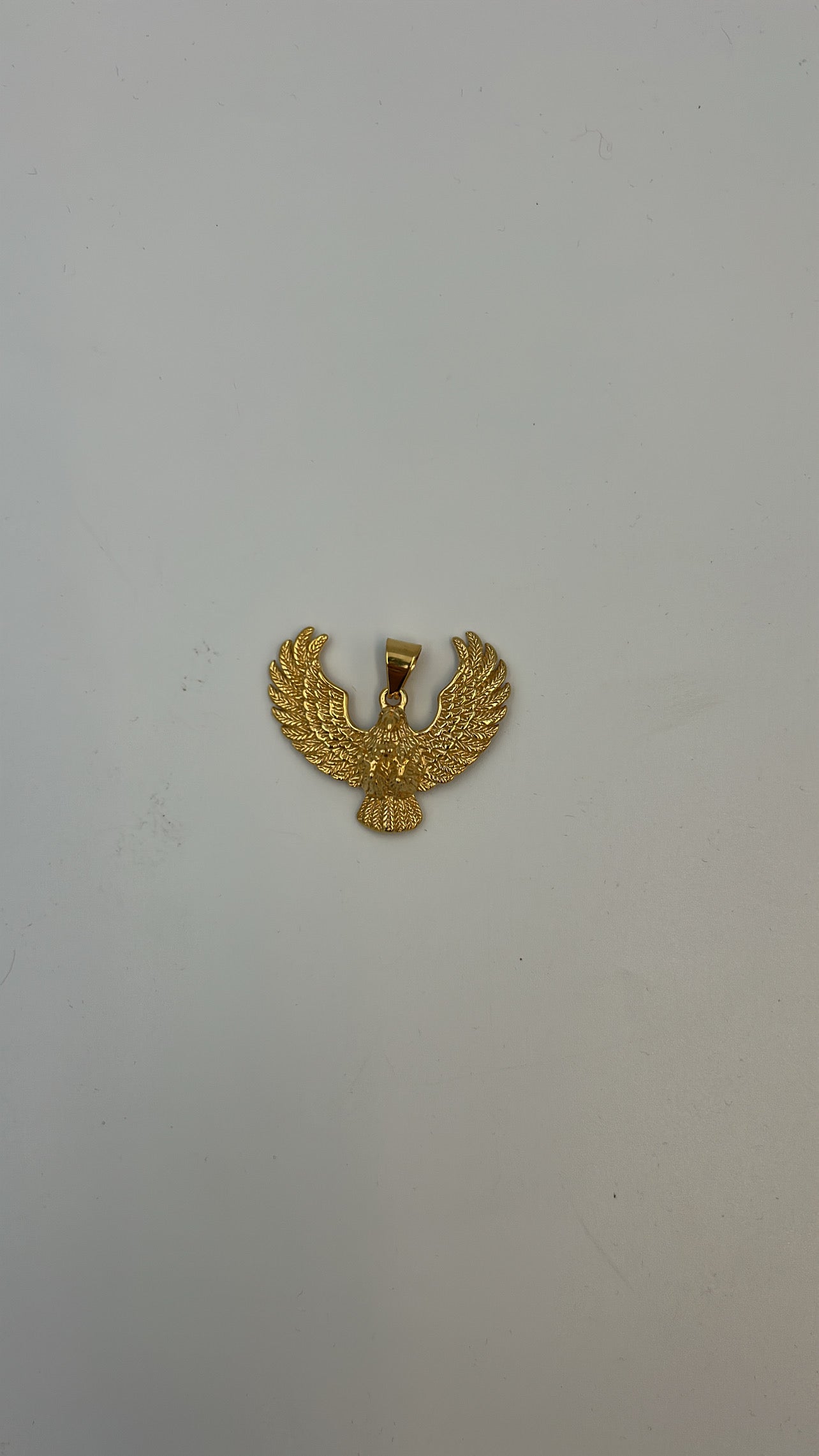 Hálsmen Eagle Gyllt