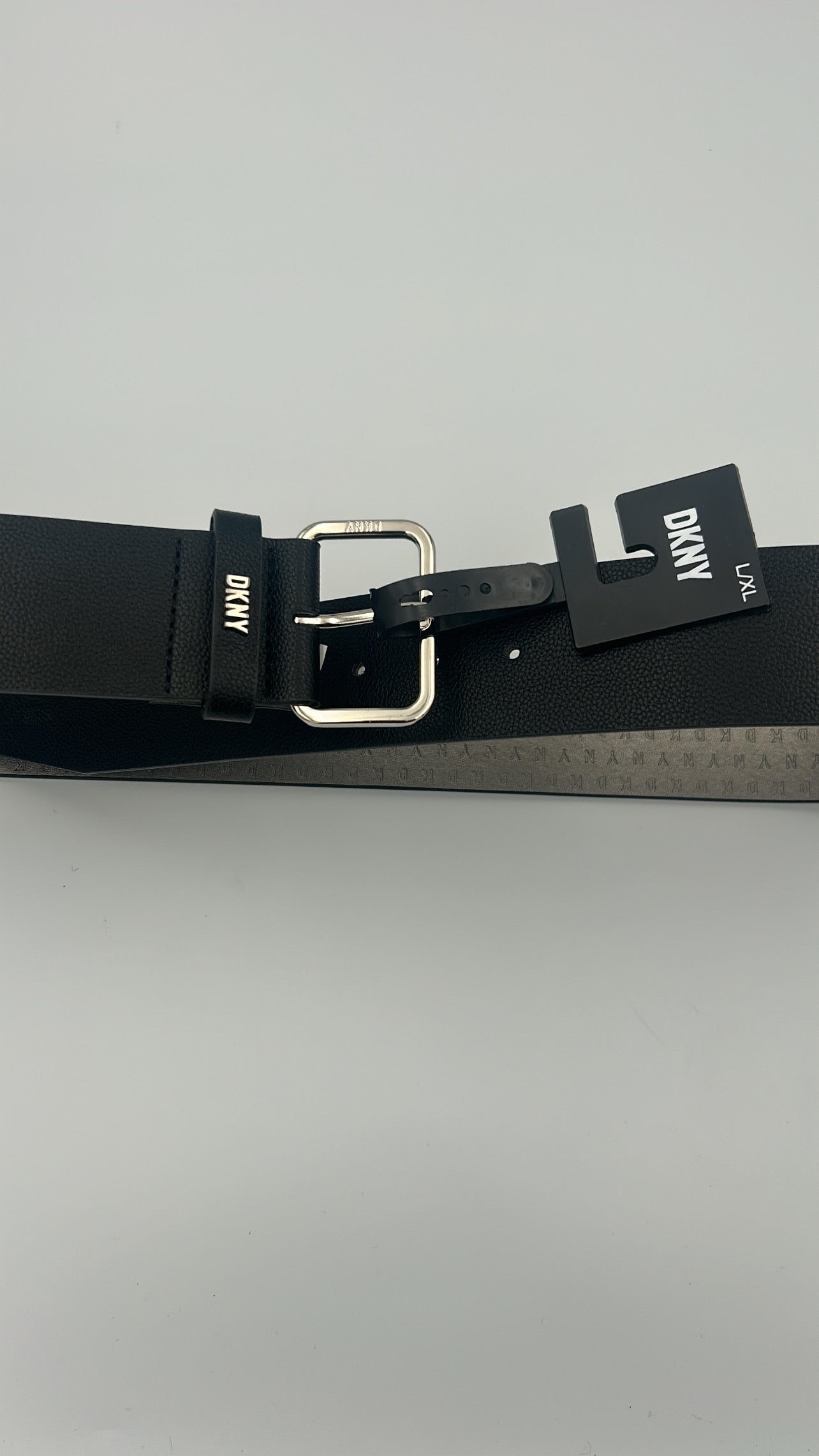 DKNY Svart