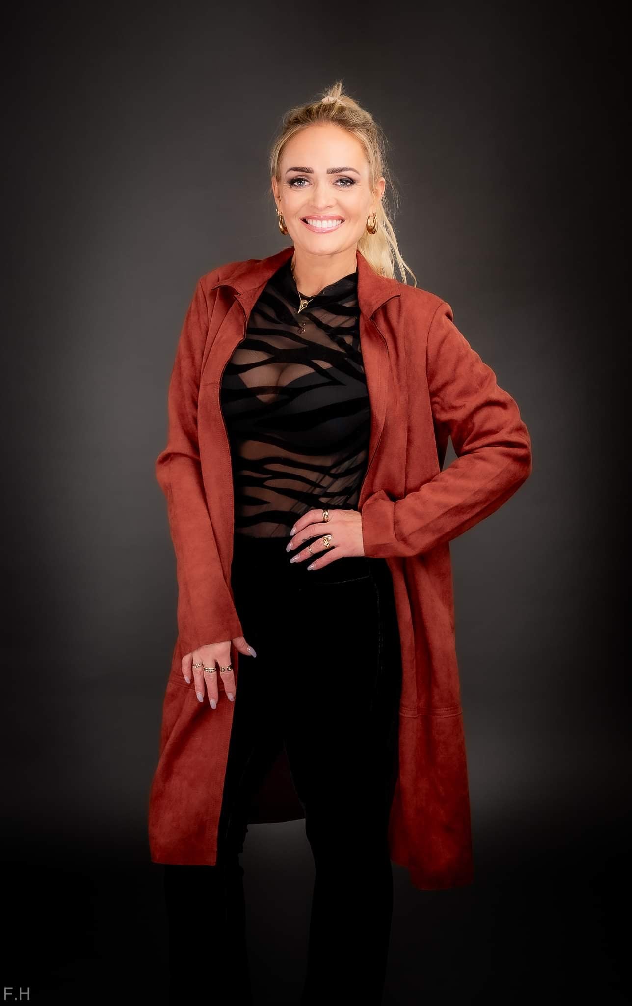  Velvet kápa