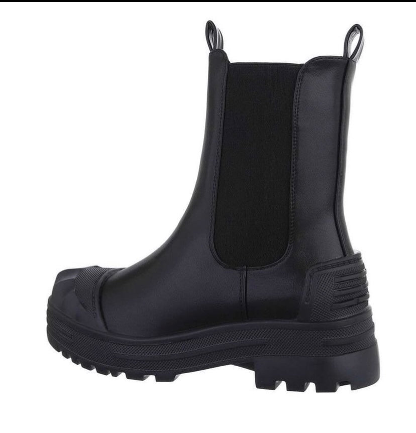 Black Chelsea Boots LA-226