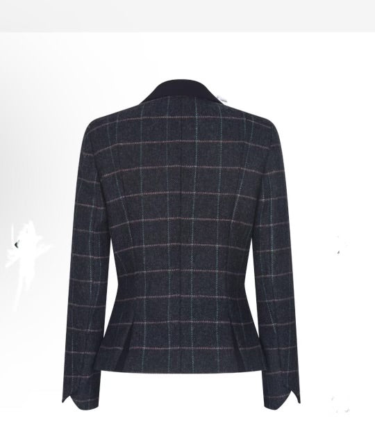 Blazer Sasha Tweed Navy Dreamer. Walker and Hawkes – Ladies Jack Murphy Central Iceland