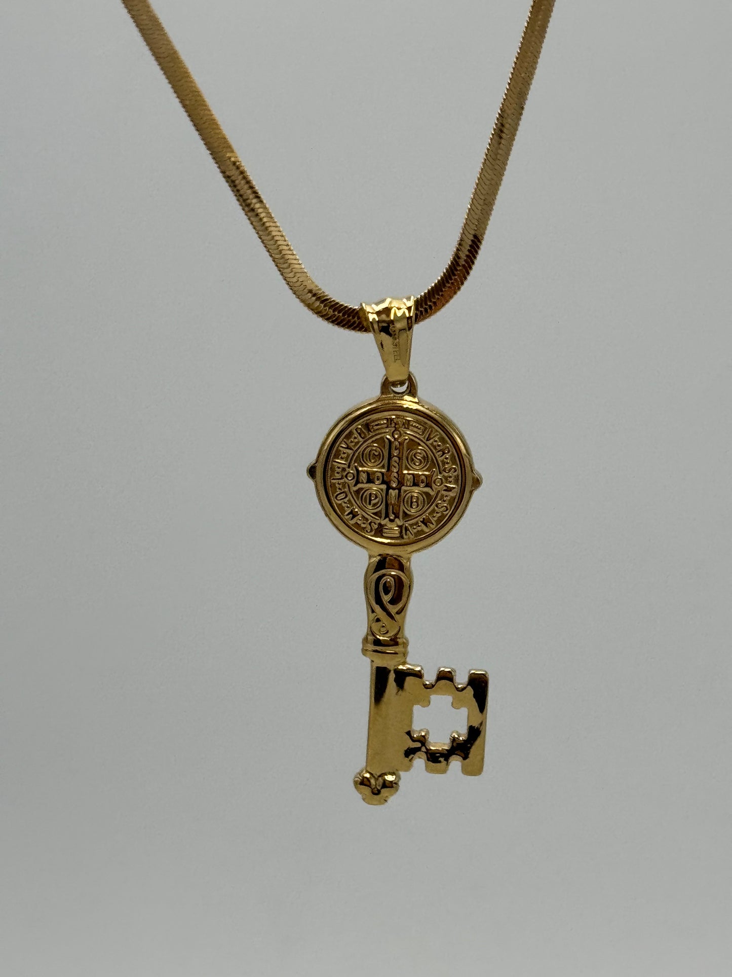 Hálsmen Key