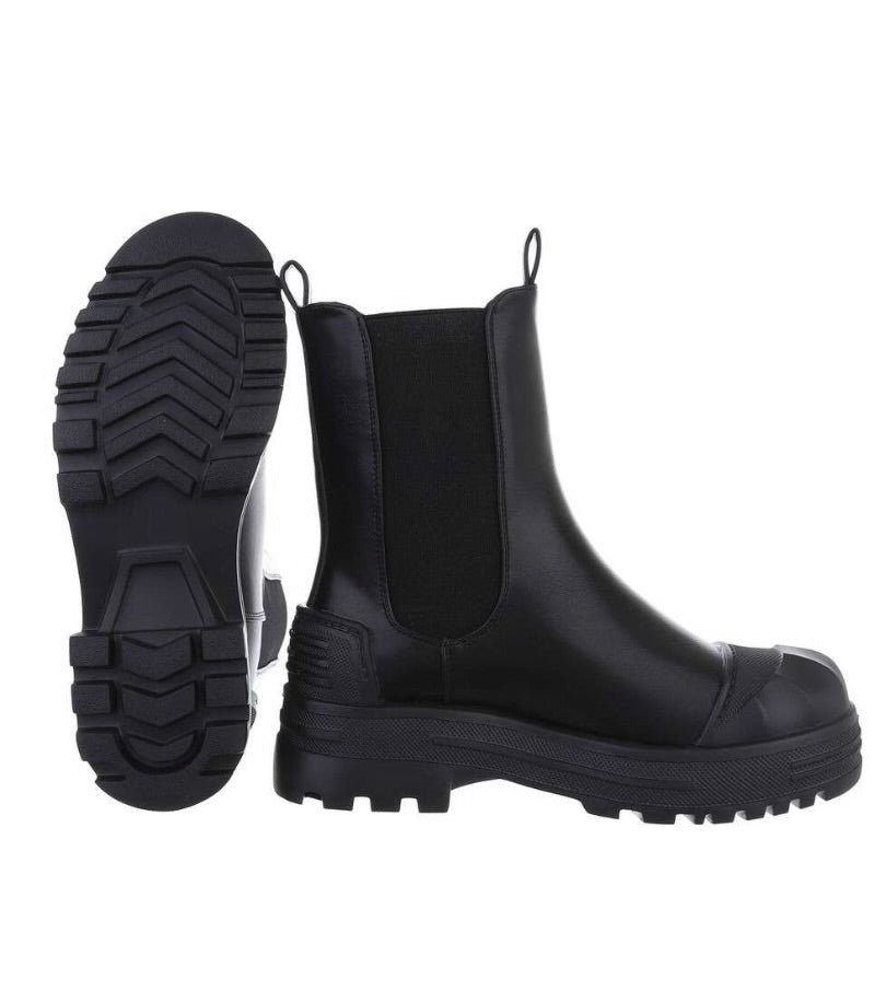 Boots Svartir Tá