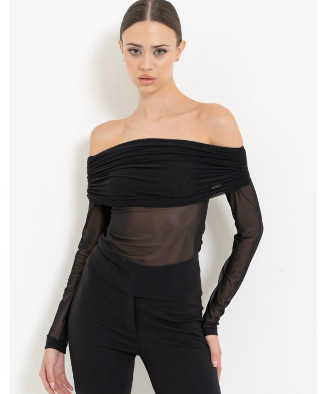 Axlarbolur See Througe