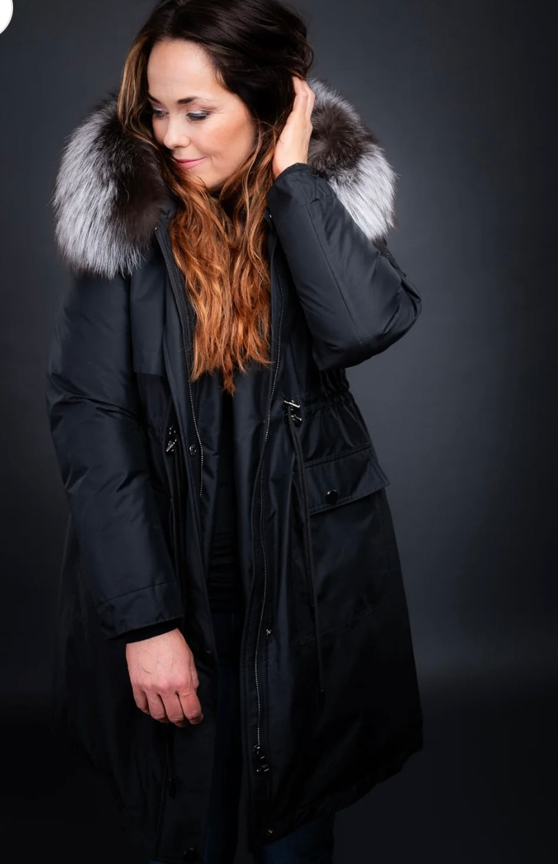 Akureyri Parka - Silfur Refur - Ekta feldur