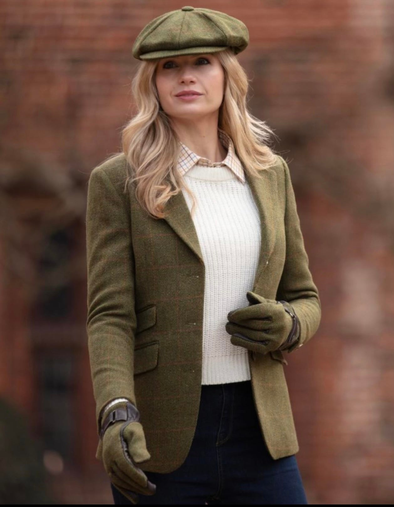 Hanskar Walkes and Hawkes Tweed Green