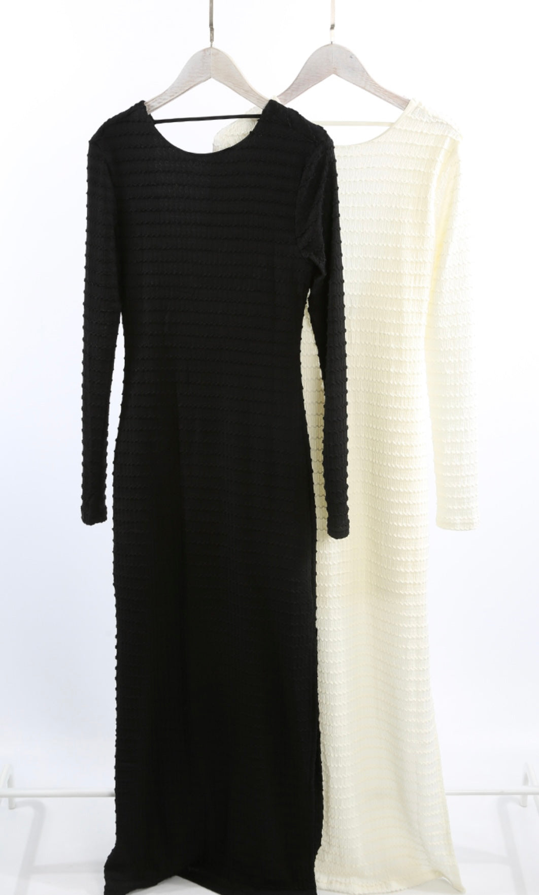 Kjóll Lion Open Back Side Slit Max 23109