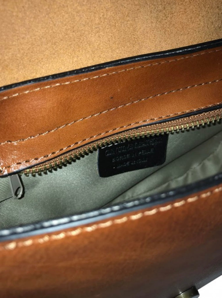 Giorgia Messenger Bag Koníaks Brúnn Central Iceland