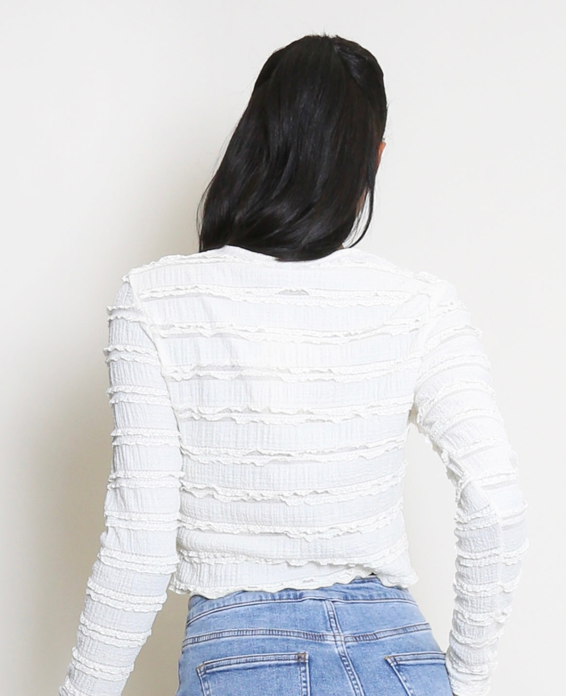 Textured Long Sleeves Crop Top Beige Central Iceland