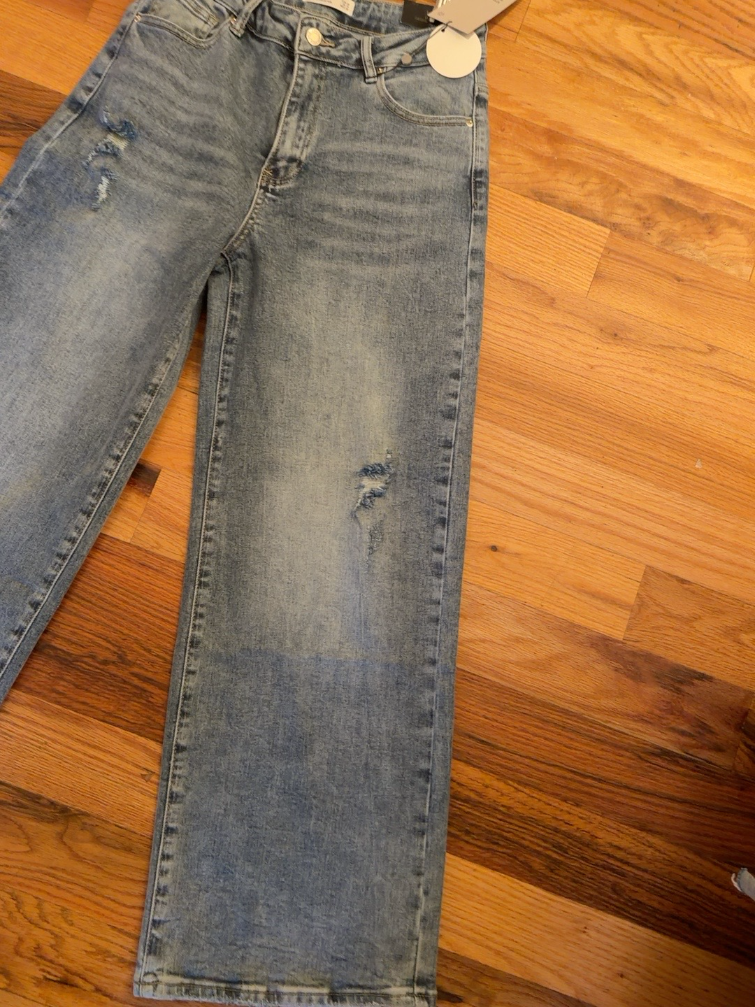 ￼ Lucci jeans ￼ Central Iceland