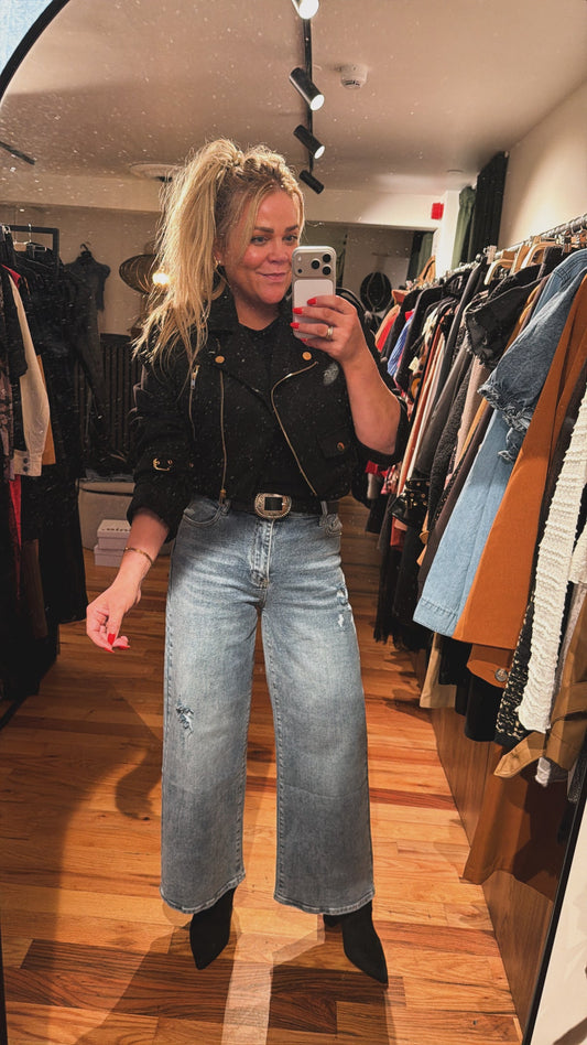￼ Lucci jeans ￼ Central Iceland