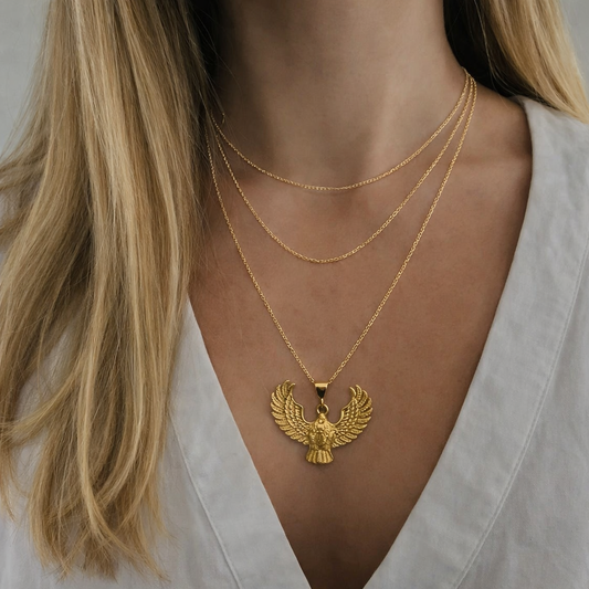 Hálsmen Eagle Gyllt