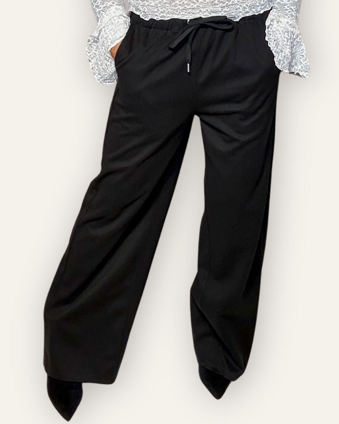 Buxur Cleo Black Central Iceland